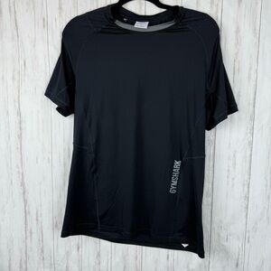 Gymshark black basic tee Large